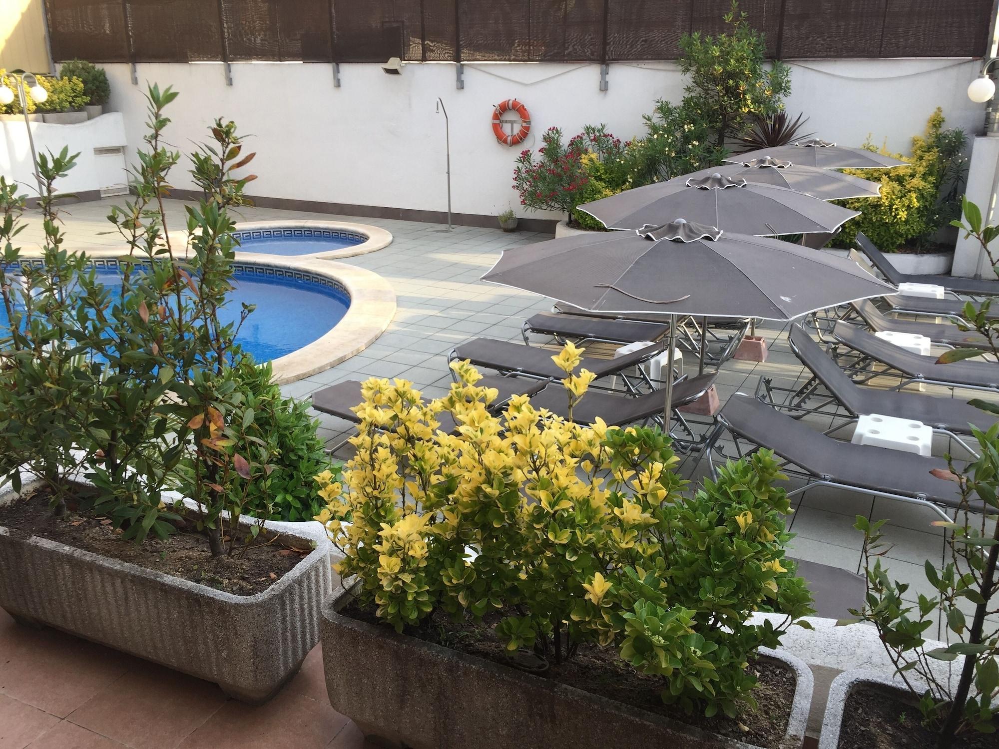 Hotel Petit Palau - Adults Only Blanes Exterior foto