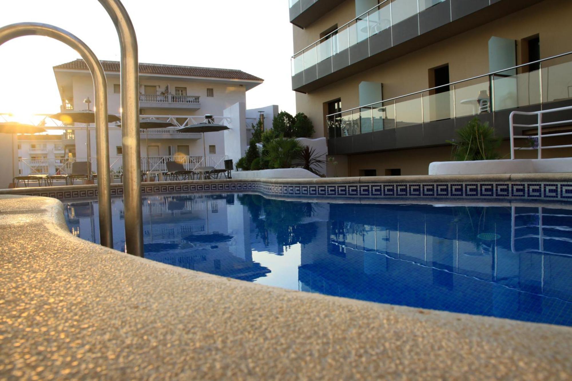 Hotel Petit Palau - Adults Only Blanes Exterior foto